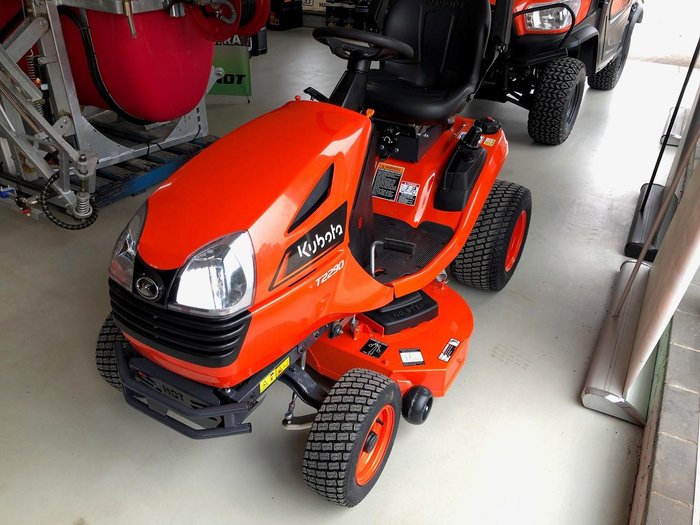 0 Kubota T2290kw-42-Au 42 Inch Deck 21.5Hp