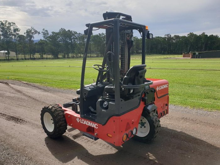 2022 Loadmac Lm225 , 44Hp , 2T Tare, 2.5T Lift Distributed By Sammut Ag