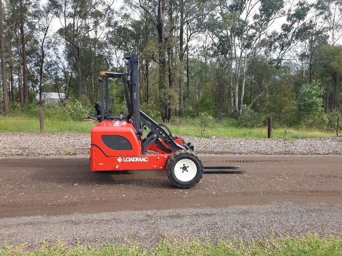 2022 Loadmac Lm225 , 44Hp , 2T Tare, 2.5T Lift Distributed By Sammut Ag