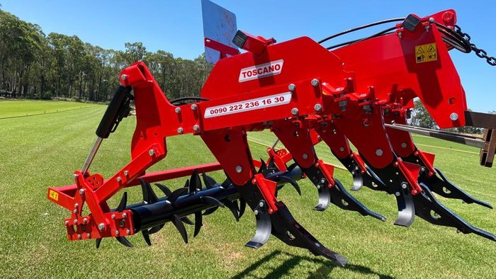 2023 Toscano New 5 Tine With Spike Rollers