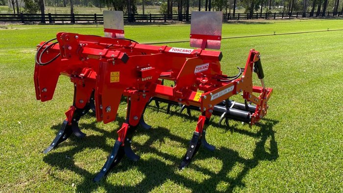 2023 Toscano New 5 Tine With Spike Rollers