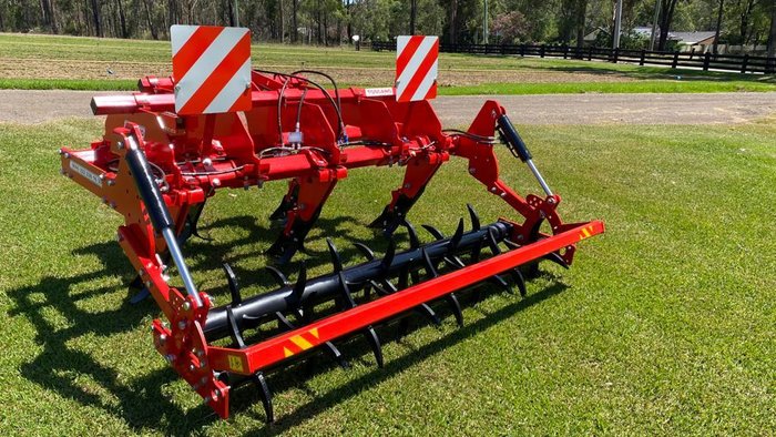 2023 Toscano New 5 Tine With Spike Rollers