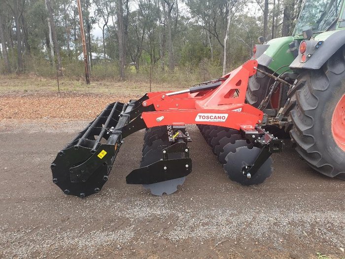 2023 Toscano Ehd24 , Independant Disc With Hydraulic Lift Roller