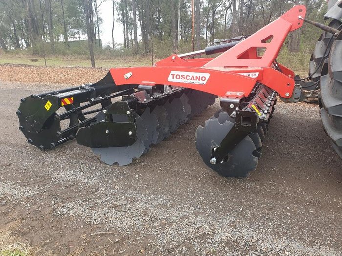 2026 Toscano Ehd24 , Independant Disc With Hydraulic Lift Roller