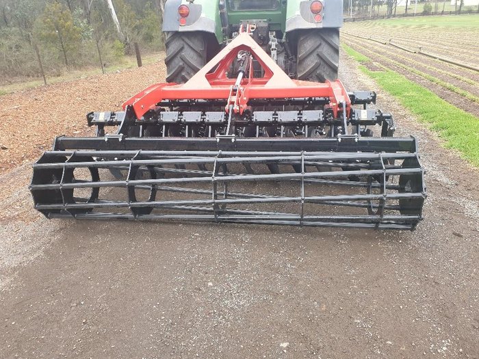 2023 Toscano Ehd24 , Independant Disc With Hydraulic Lift Roller