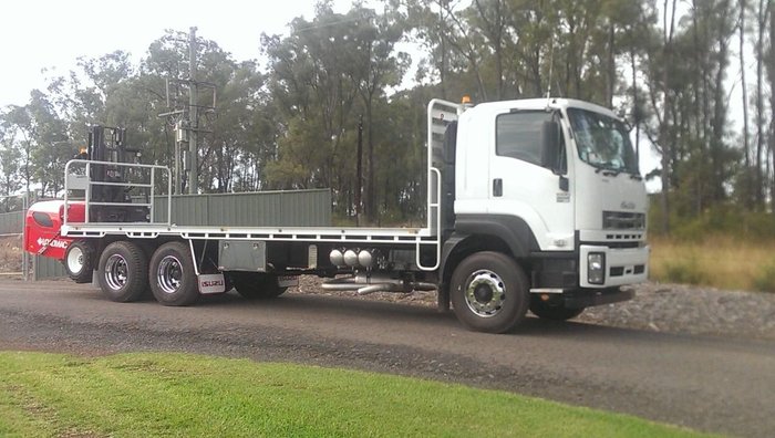 2018 Isuzu Fx 240 -350, 350Hp Fitted With New Loadmac 825 Extra Reach