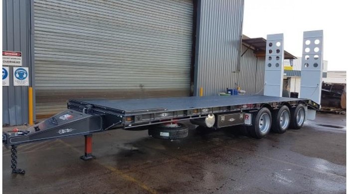 2026 FWR Tri Axle Tag Trailer
