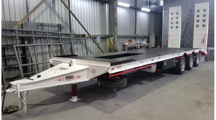 2026 FWR Tri Axle Tag Trailer