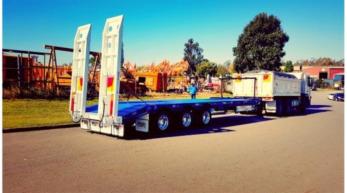 2026 FWR Tri Axle Tag Trailer