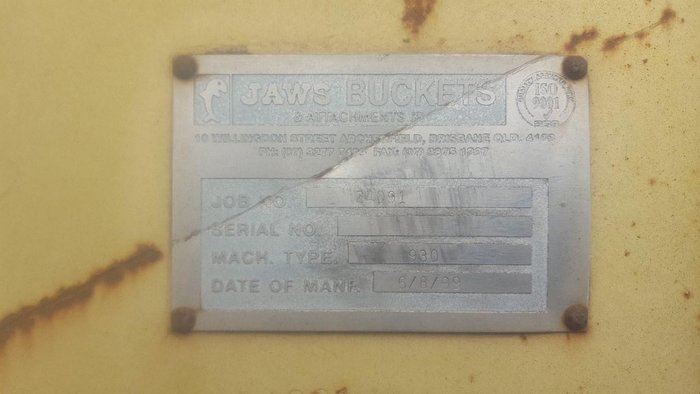 0 Assorted New and Used Buckets, Grabs, Quick Hitches, Demolition Attachments, Log Grab, Etc.