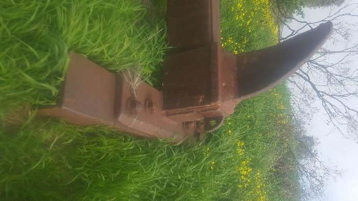 0 Assorted New and Used Buckets, Grabs, Quick Hitches, Demolition Attachments, Log Grab, Etc.