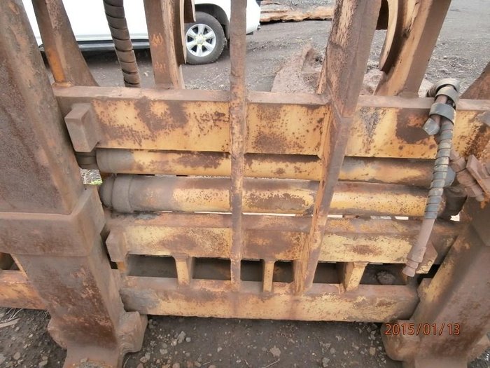 0 Assorted New and Used Buckets, Grabs, Quick Hitches, Demolition Attachments, Log Grab, Etc.