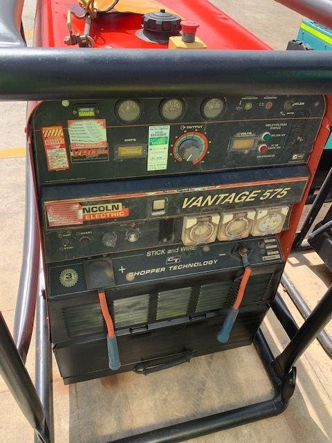 0 Lincoln Advantage Vantage 575 red