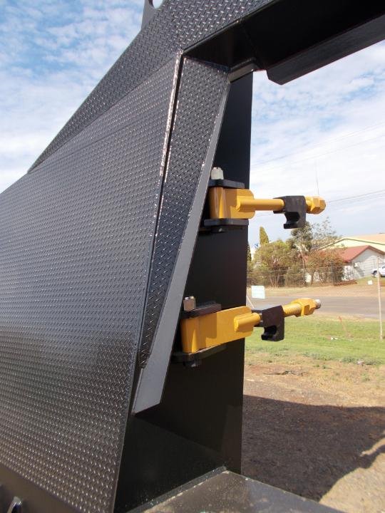 2019 Homan 34 Foot drive in clip on stick rake