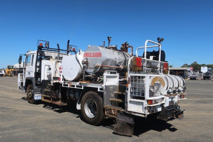 1991 Volvo Fl6 Bitumen Truck WHITE