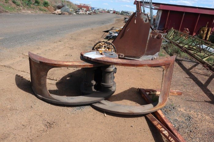 Custom 30T ROTATOR GRAB