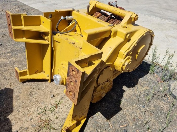 2018 Caterpillar Pa56