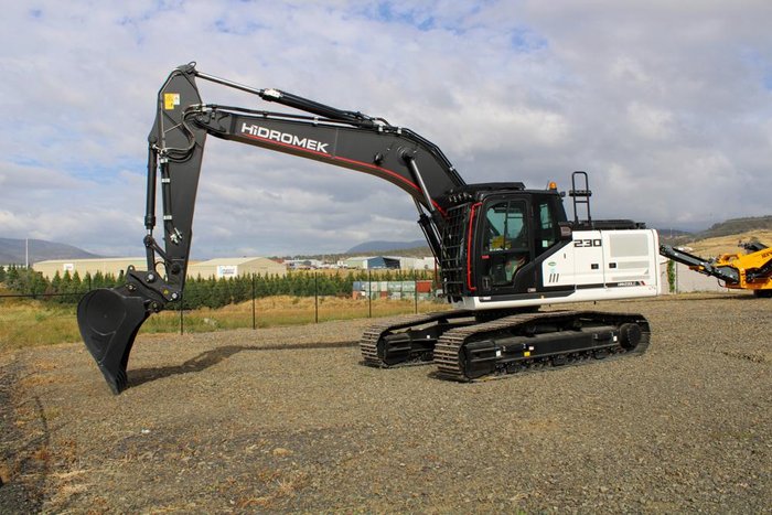 0 Hidromek Hmk230lc White