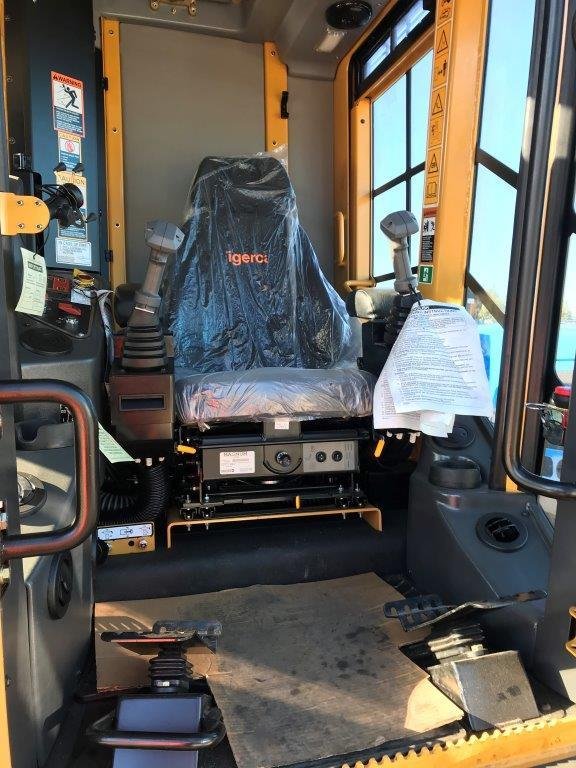 0 Tigercat LS855E Yellow