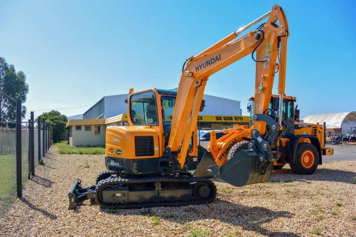 0 Hyundai R60cr-9 Yellow