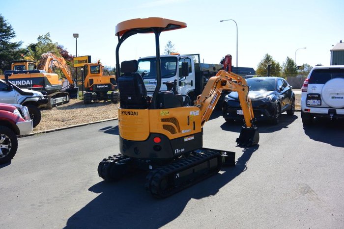 0 Hyundai R17z-9A Yellow