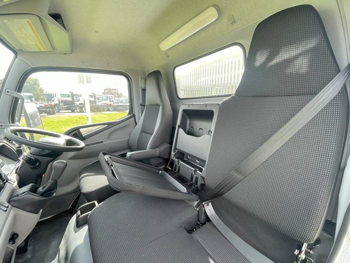 2025 Fuso Canter 615 Tipper White