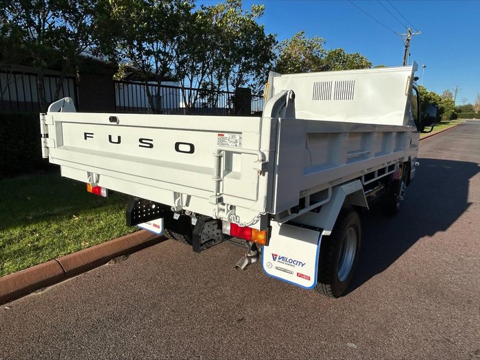 2025 Fuso Canter 815 Tipper WHITE