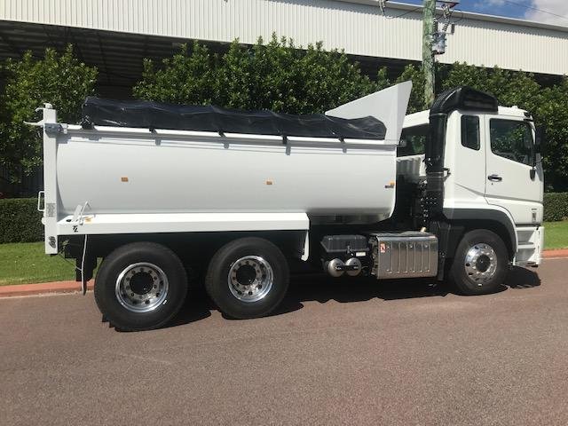 2025 Fuso Shogun FV70 460 White