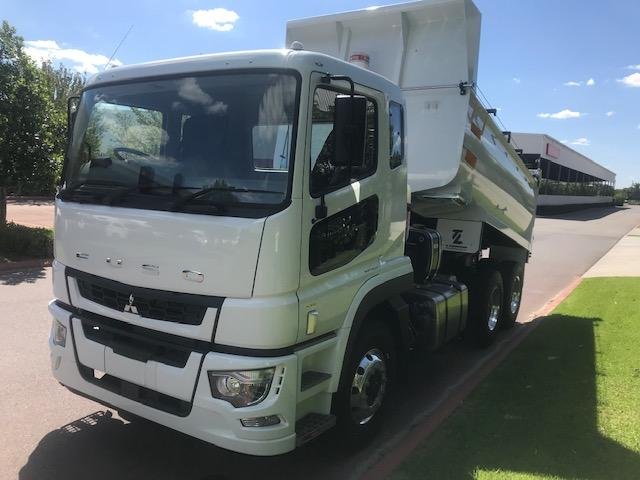 2025 Fuso Shogun FV70 460 White