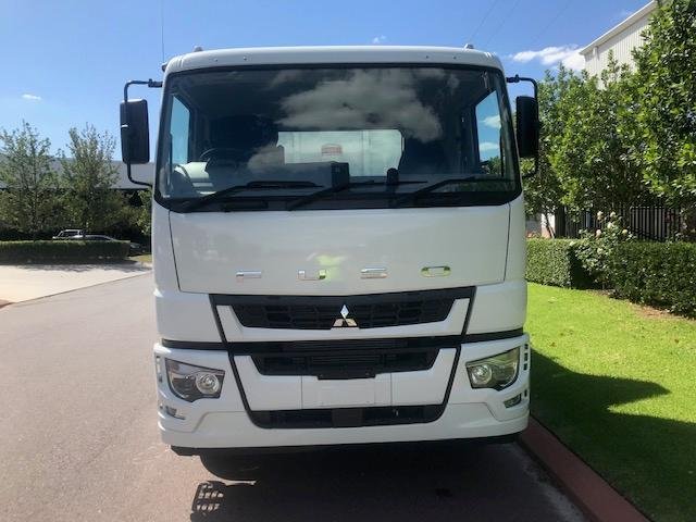 2025 Fuso Shogun FV70 460 White