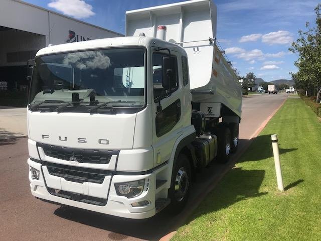 2025 Fuso Shogun FV70 460 White