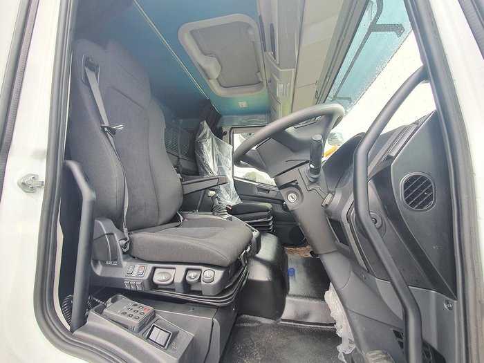 2024 Iveco Eurocargo Ml160e32p- Sleeper E6  320Hp & 12 Speed Amt Ml160 E6 AMT