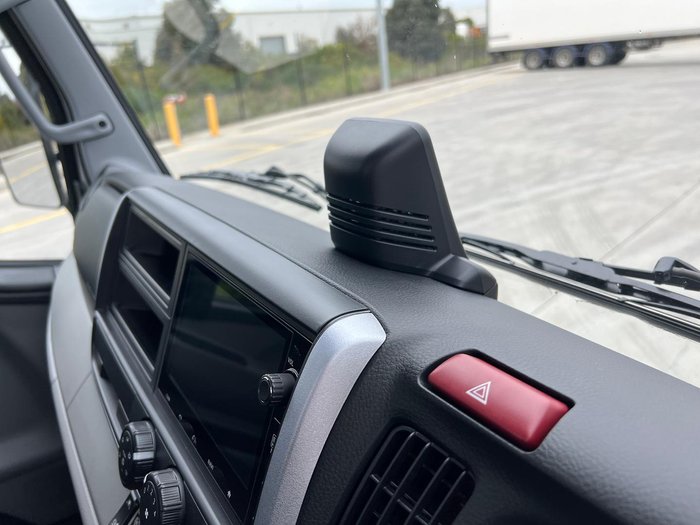 2024 Fuso Canter 515 Alloy White