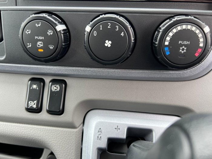 2024 Fuso Canter 515 Alloy White