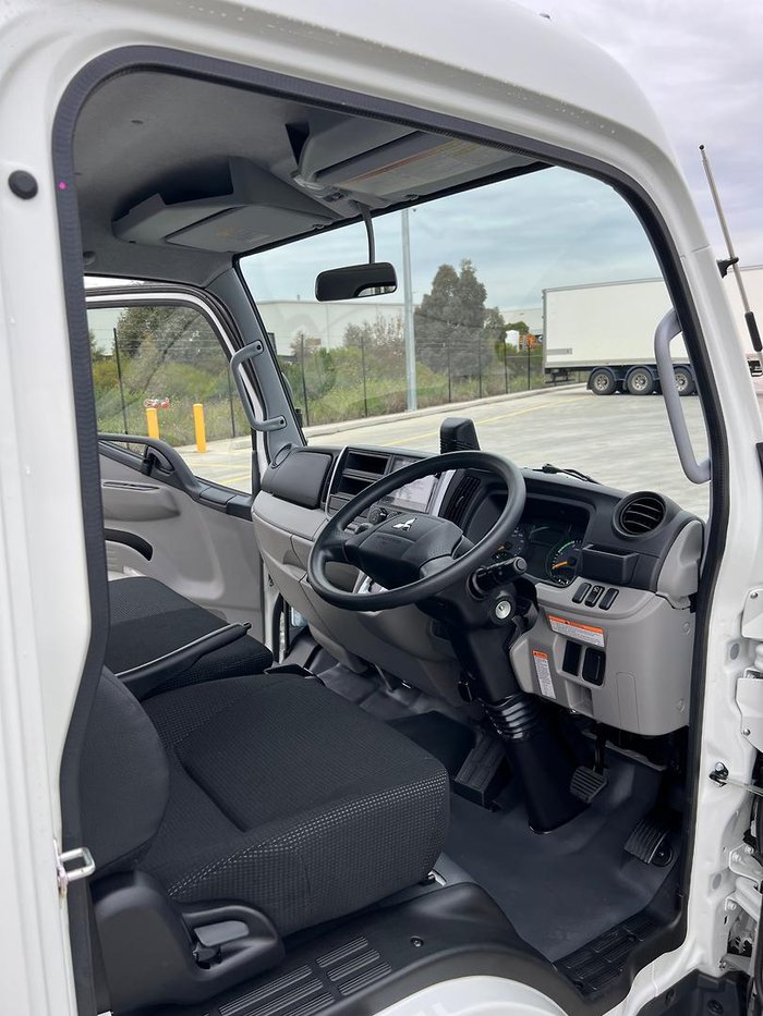 2024 Fuso Canter 515 Alloy White