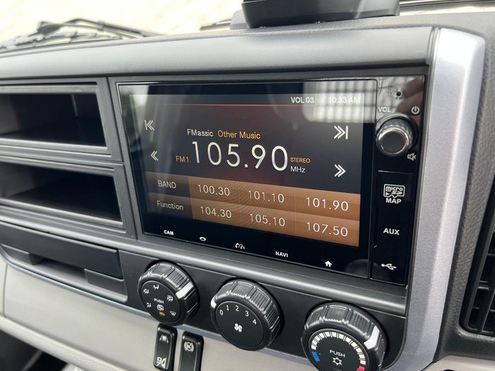 2024 Fuso Canter 515 Alloy White