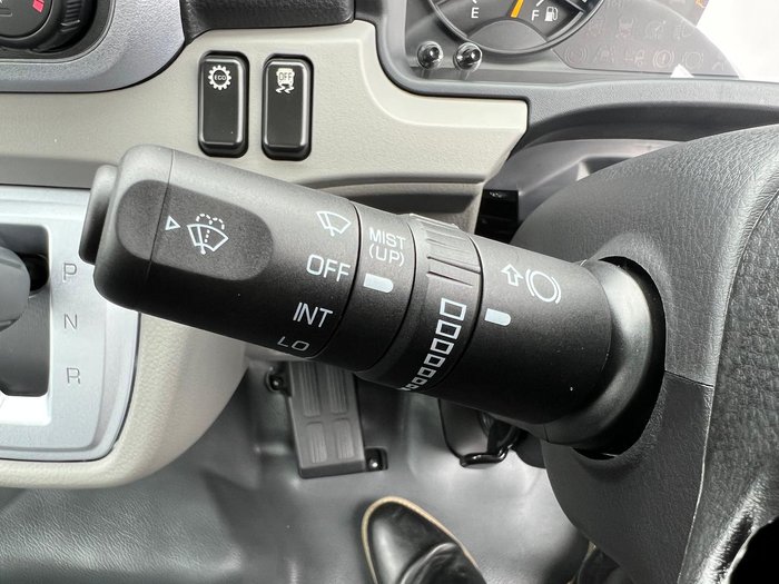 2024 Fuso Canter 515 Alloy White