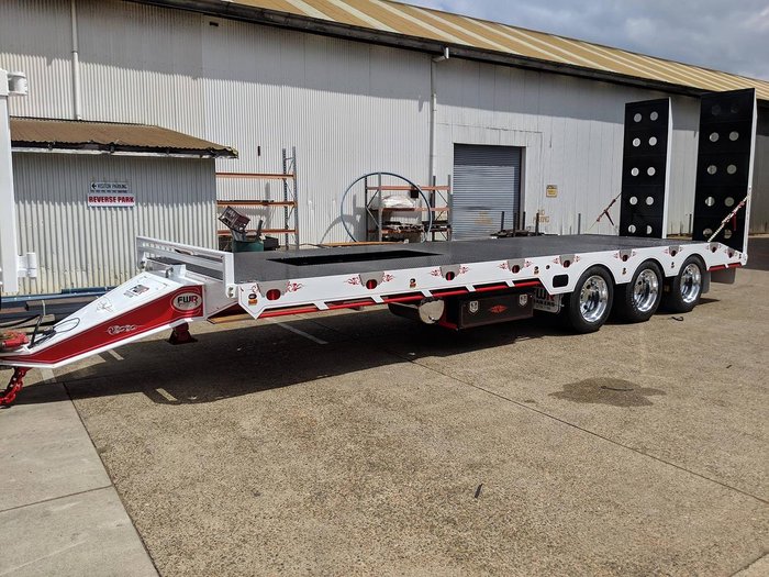 FWR Elite Tri Axle Tag Trailer