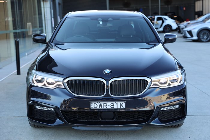 2018 BMW 5 40i M SPORT