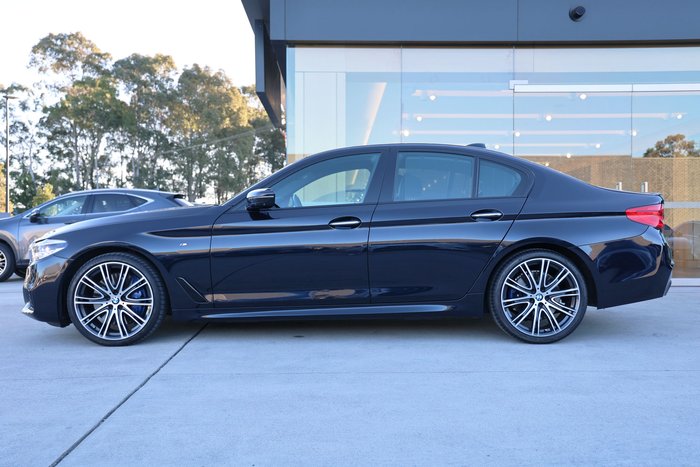 2018 BMW 5 40i M SPORT