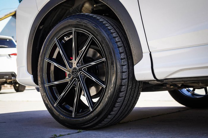 2020 MITSUBISHI ECLIPSE CROSS EXCEED (AWD)