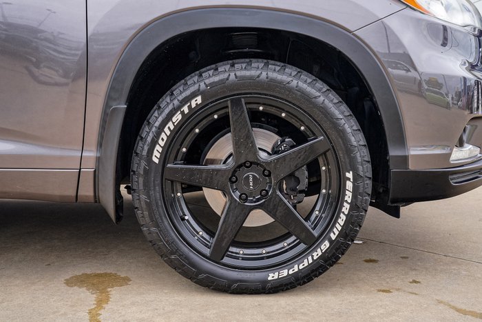 2015 Toyota Kluger GX