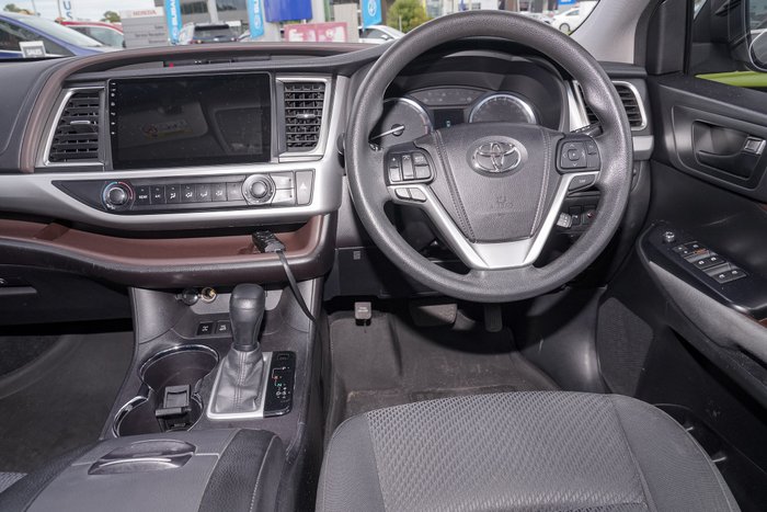 2015 Toyota Kluger GX