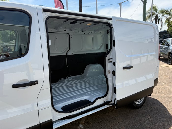 2025 Renault Trafic MY25 LWB Premium