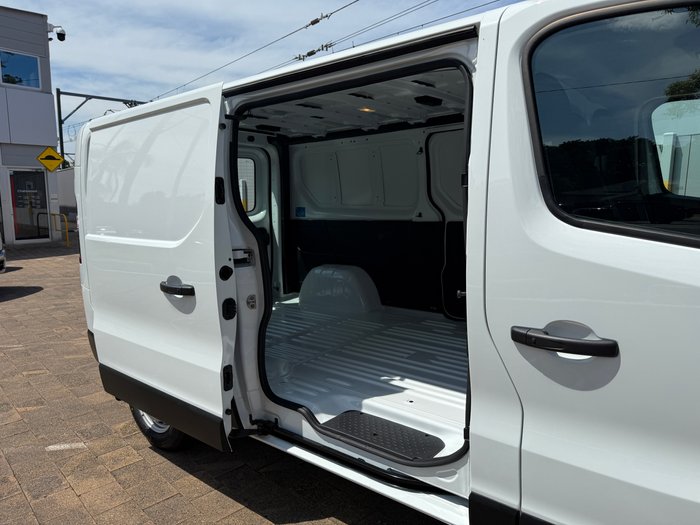 2025 Renault Trafic MY25 LWB Premium