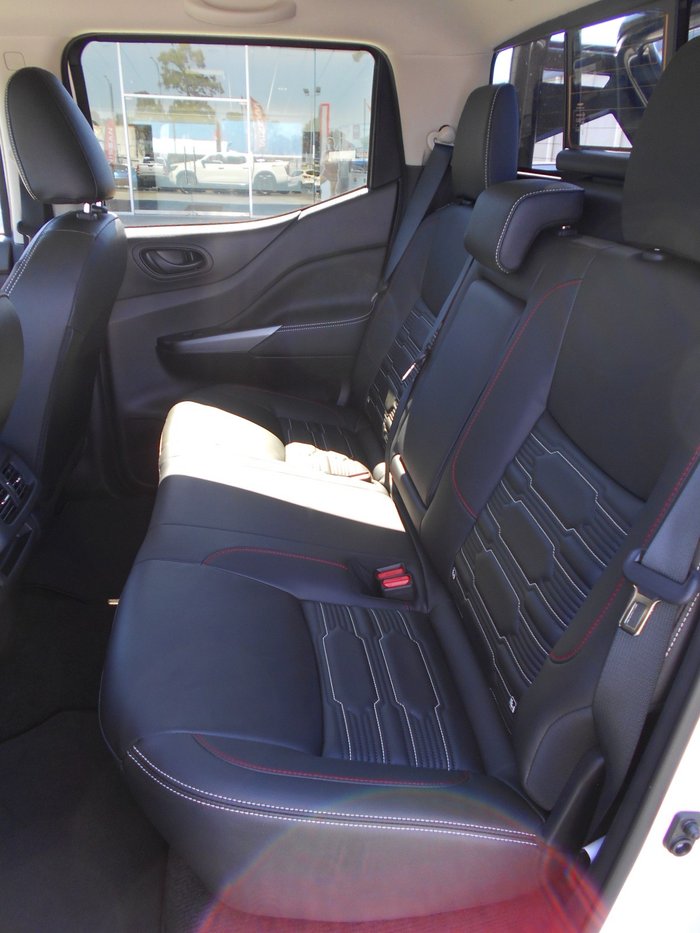 2025 Nissan Navara PRO-4X