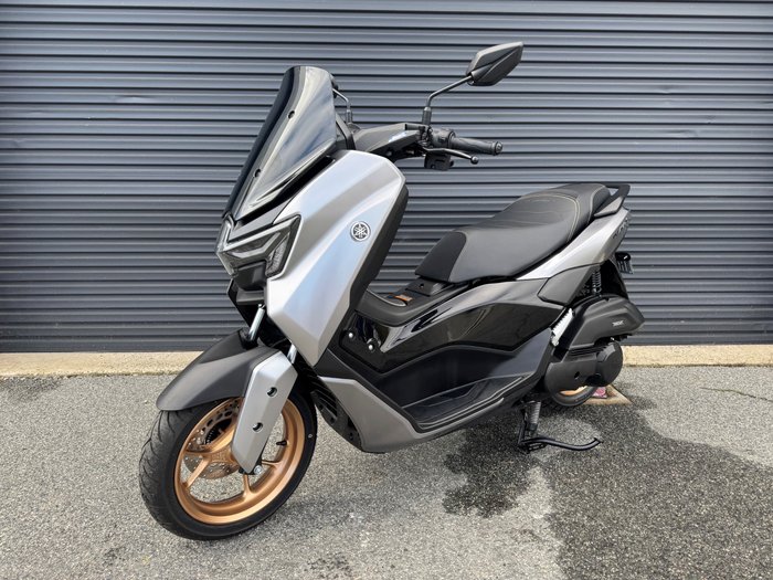 2026 Yamaha NMAX 155 Elixir Dark Silver