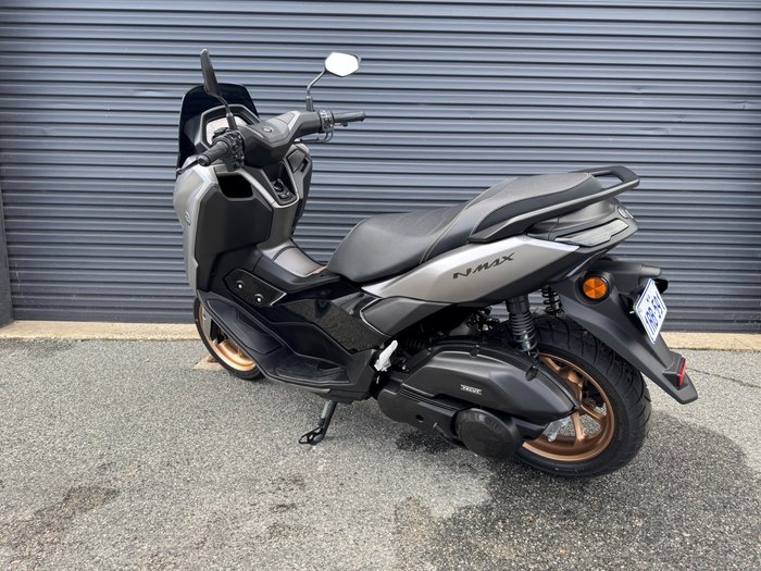 2026 Yamaha NMAX 155 Elixir Dark Silver