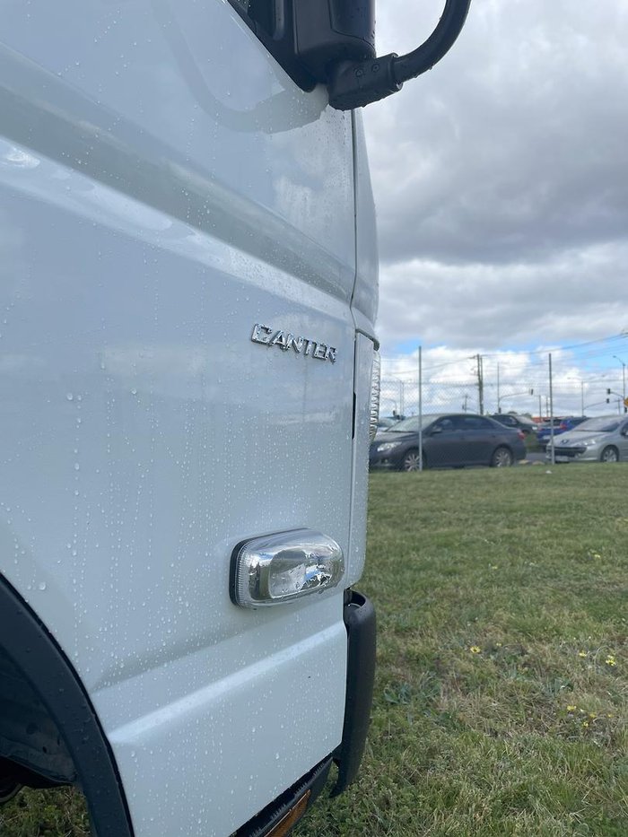 2025 Fuso Canter 615 Tipper White