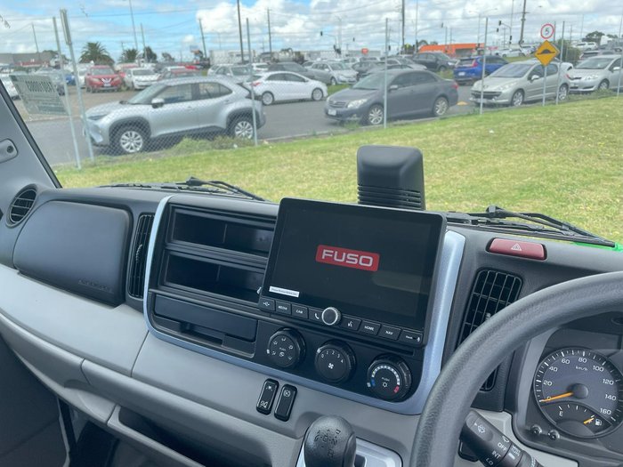 2025 Fuso Canter 615 Tipper White